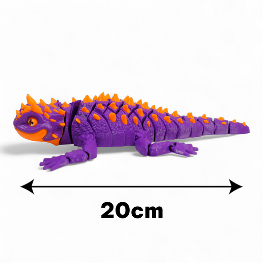 3D yazıcı ile üretilmiş Thorny Devil (Dikenli Ejder) oyuncak figürün detaylı diken yapısı.
